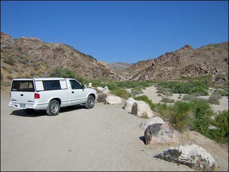 Grapevine Canyon Parking