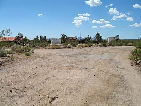 Walking Box Ranch, Entering the site