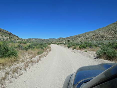 Valley of Faces Road