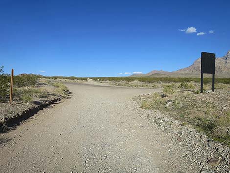 Fisherman Cove Road