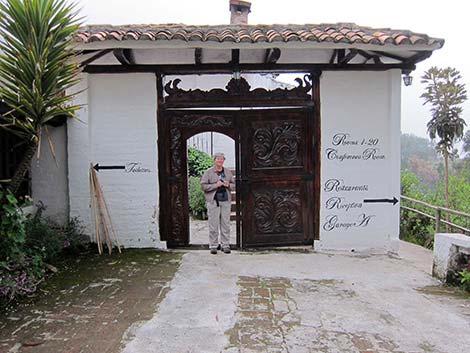 San Jorge Hosteleria at Quito